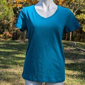 Time & Tru Blue V-neck Tshirt Med